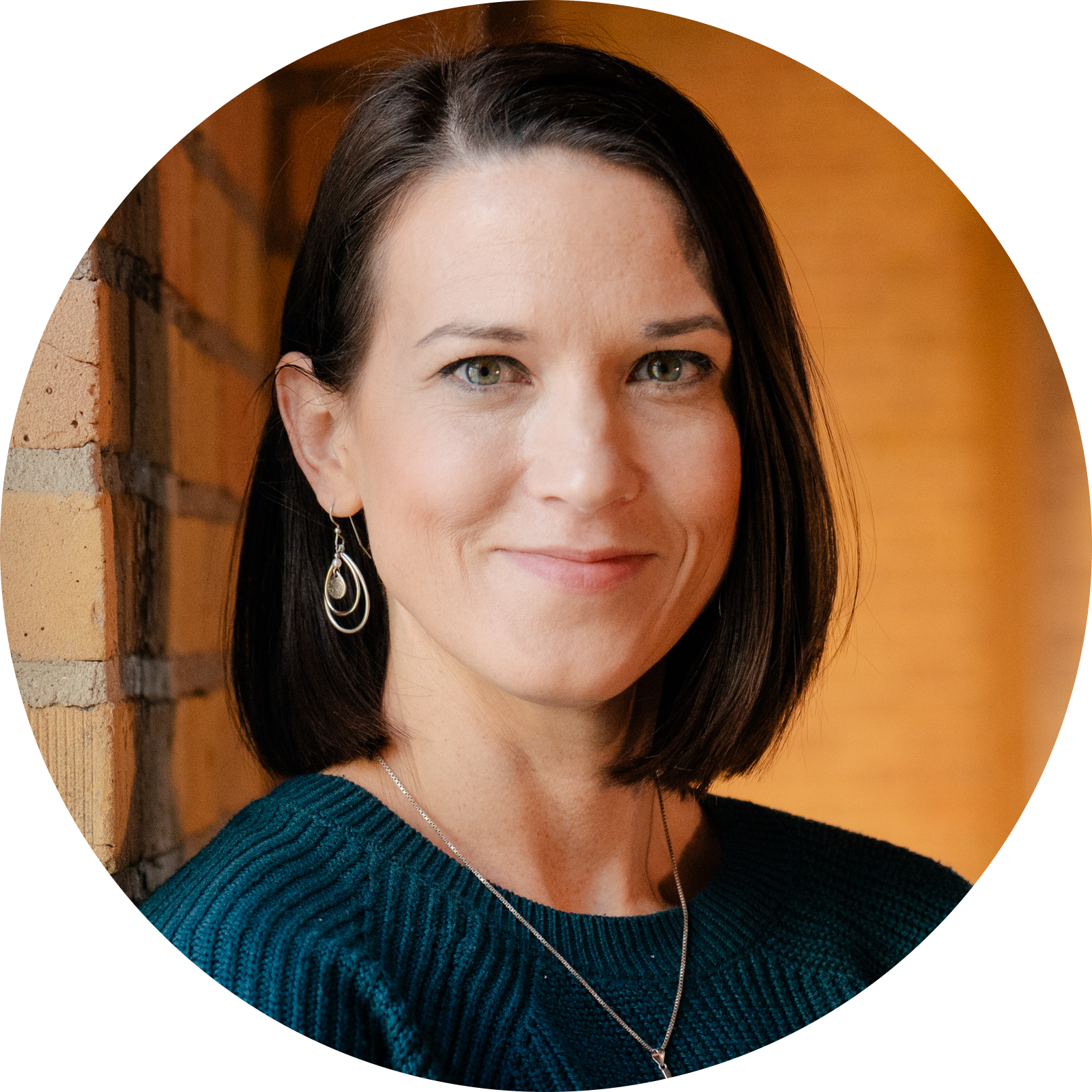 Leslie-Vicary-1-circle